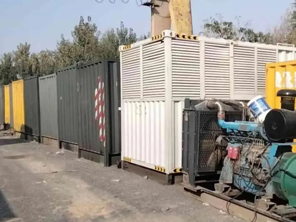 北安200KW柴油发电机机组每小时油耗是多少？